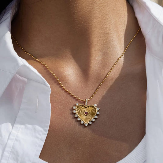 Amora necklace
